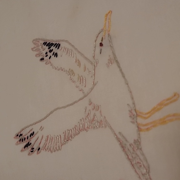 Vintage Hand Stitched Utah State Bird & Flower - Picture 12 of 16